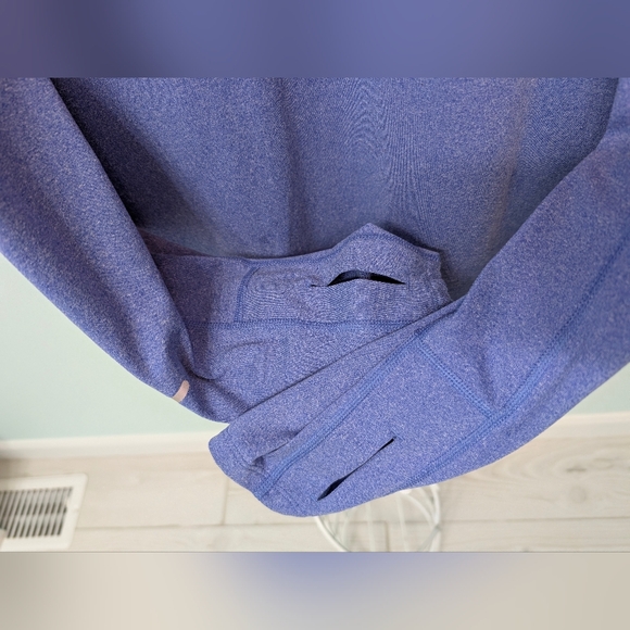 Nike Light Weight Unisex Half-Zip Pullover - Picture 4 of 8